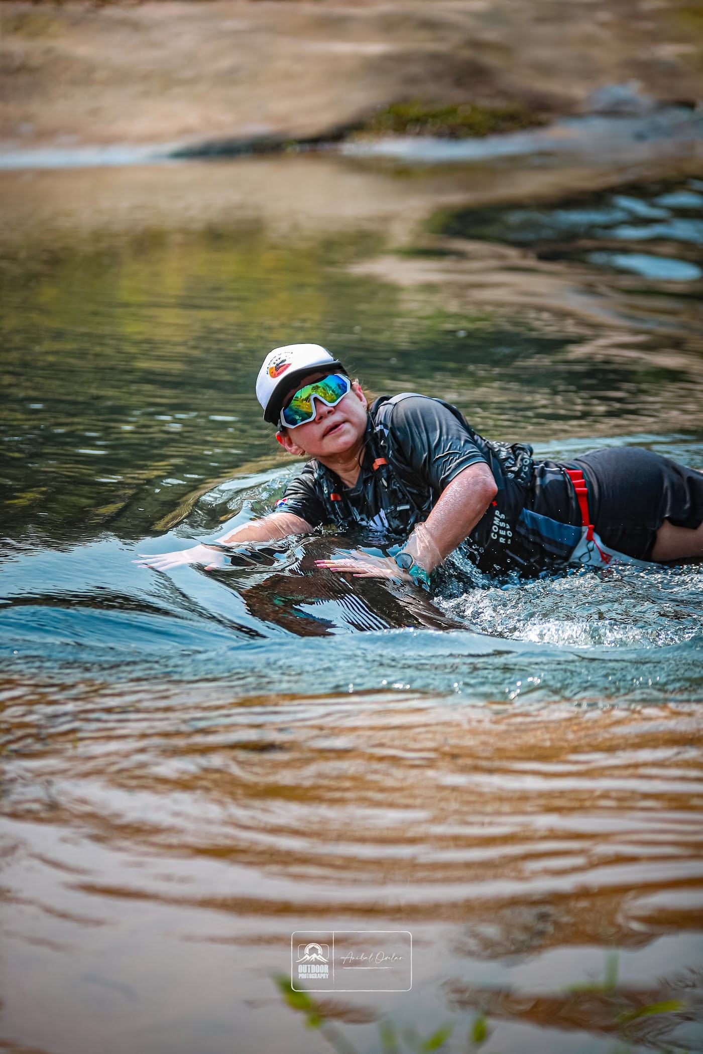 Corredores en la primera Ulala Backyard Ultra, Piribebuy 2024